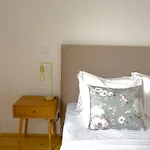 Vibrant Host -bonfim * Porto