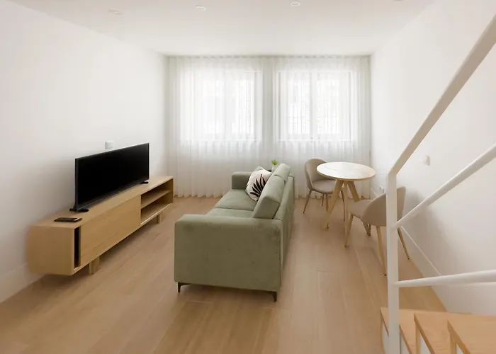 Vibrant Host Solutions-bonfim Oporto