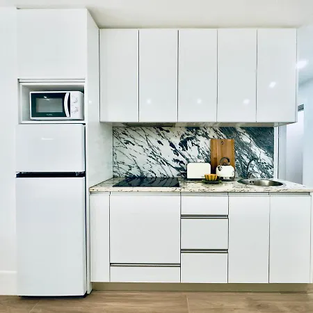 Vibrant Host -bonfim * Porto