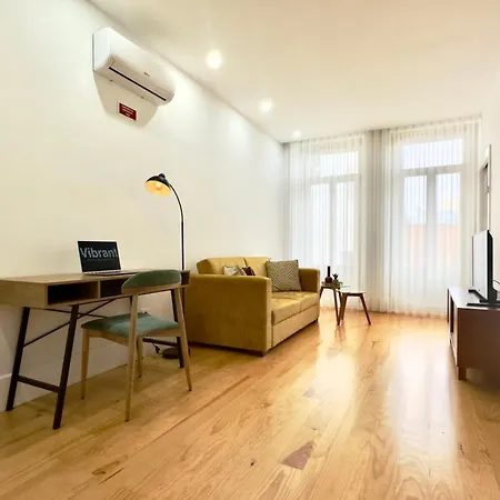 Vibrant Host -bonfim Daire