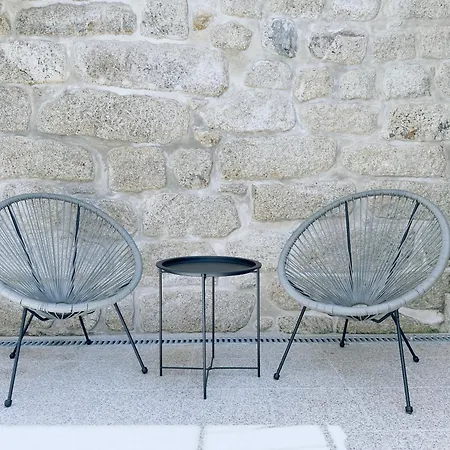 Vibrant Host -bonfim * Porto