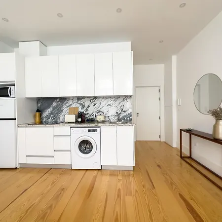 Vibrant Host -bonfim Daire Porto