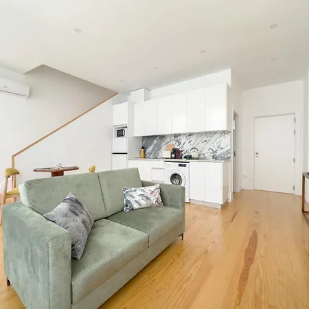 Daire Vibrant Host -bonfim Porto