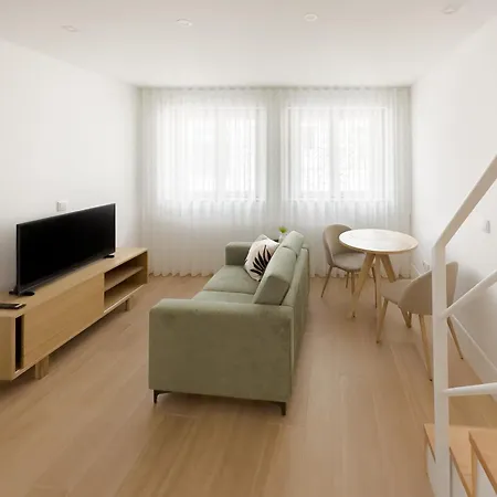 Vibrant Host -bonfim Porto